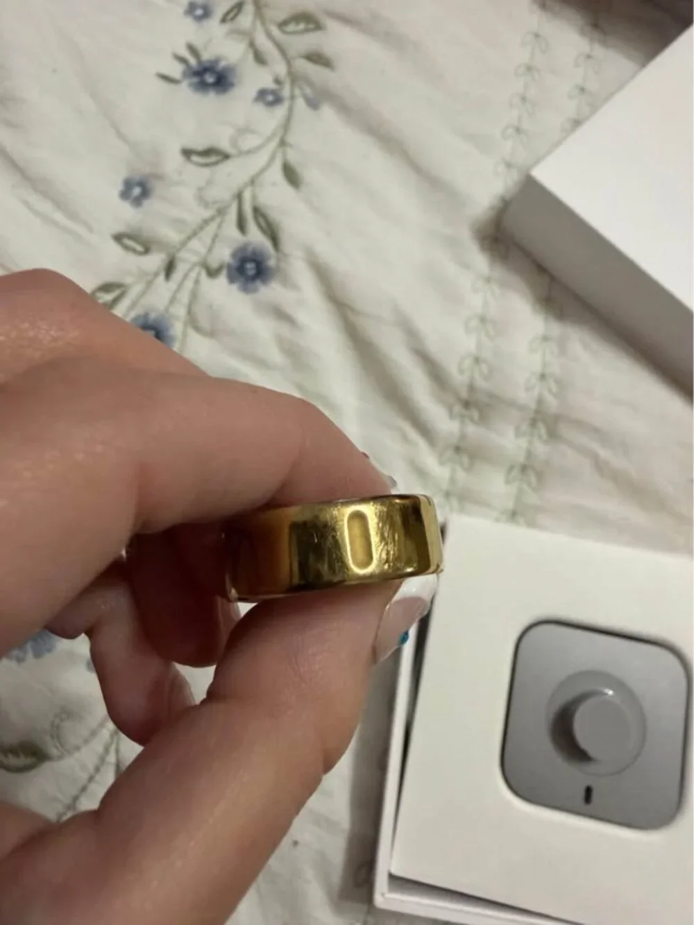 Oura gold size